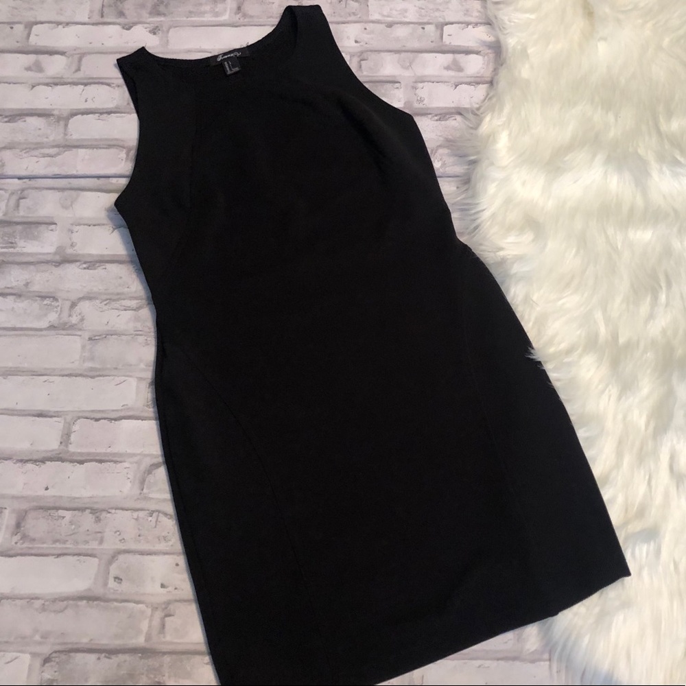 FOREVER 21 little black dress